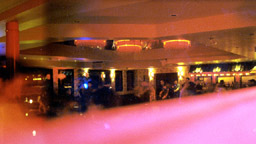 01042105.jpg [4/21/2001]