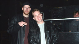 01122704.jpg [12/27/2001]