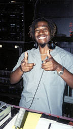 02072001.jpg [7/20/2002]