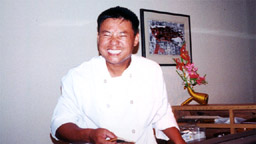 02080402.jpg [8/4/2002]