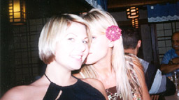 02080403.jpg [8/4/2002]