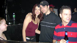 03060607.jpg [6/6/2003]