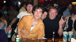 03062502.jpg [6/25/2003]